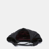 Bolso de hombro en materiales reciclados negro