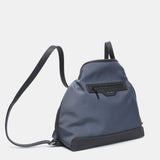 Bolso multifuncional en materiales reciclados gris