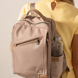 Mochila en tejido beige