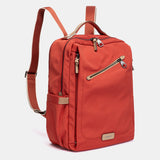 Rucksack aus rotem Stoff