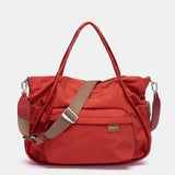 Bolso de hombro en tejido rojo