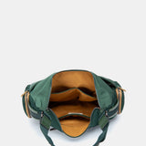Bolso de hombro en materiales reciclados verde