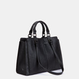 Schwarze Handtasche.