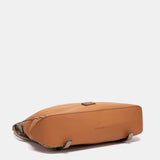 Bolso multifuncional en materiales reciclados cognac