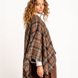 Poncho a cuadros marrón