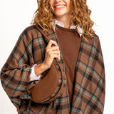 Poncho a cuadros marrón