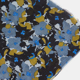 Pañuelo de lana con estampado floral negro