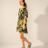 Caftano in cotone con stampa floreale nera