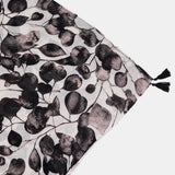 Pañuelo de viscosa con estampado floral blanco y negro