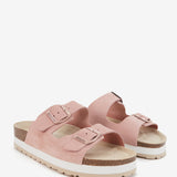 Sandalia con plataforma de serraje en beige