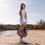 Bolso de hombro en materiales reciclados camel