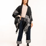 Poncho estampado a rayas negro