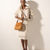 Umhängetasche aus cognacfarbenem Leder und Wildleder