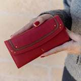 Cartera grande en piel roja